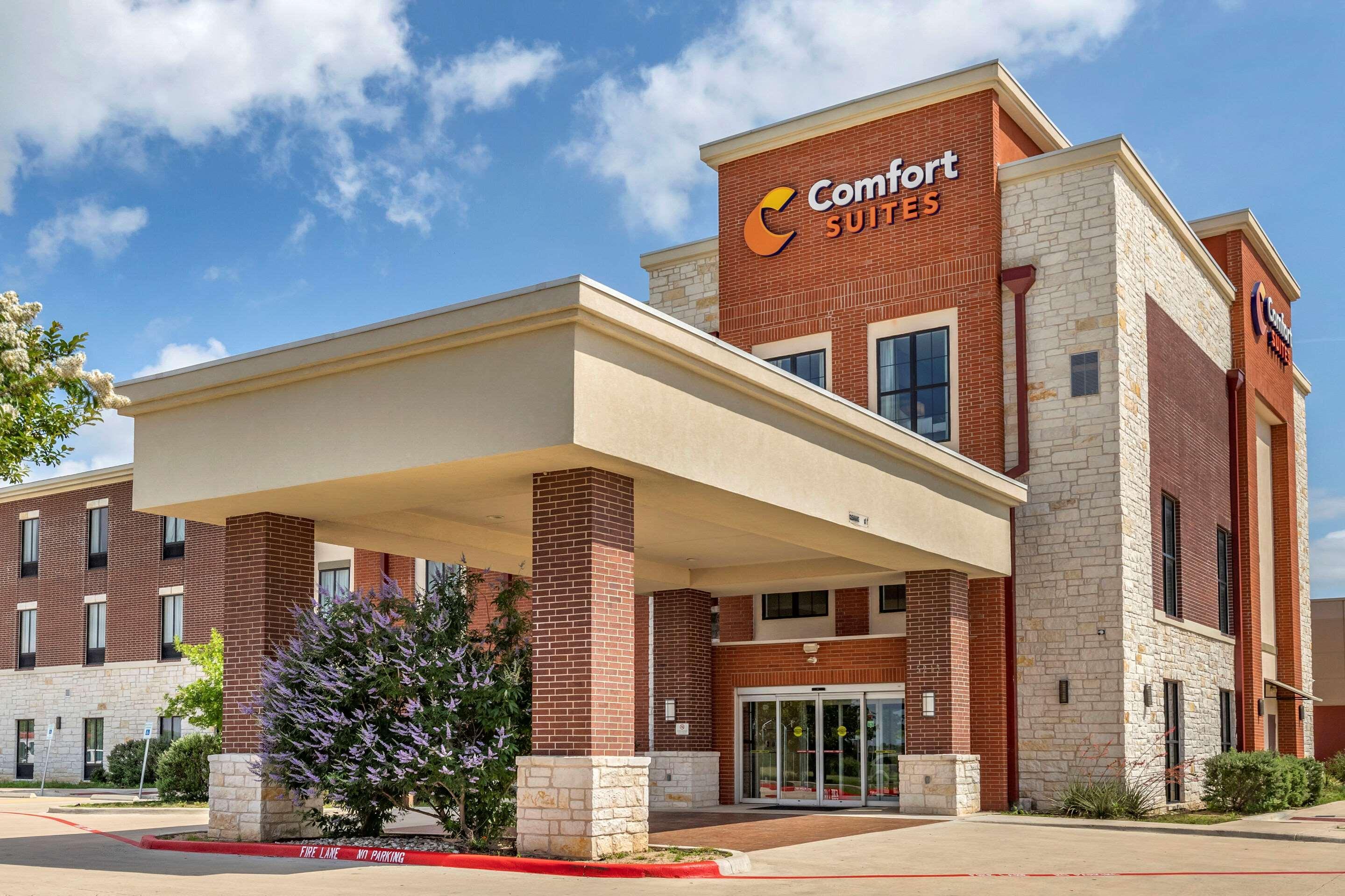 Comfort Suites Kyle Exterior photo
