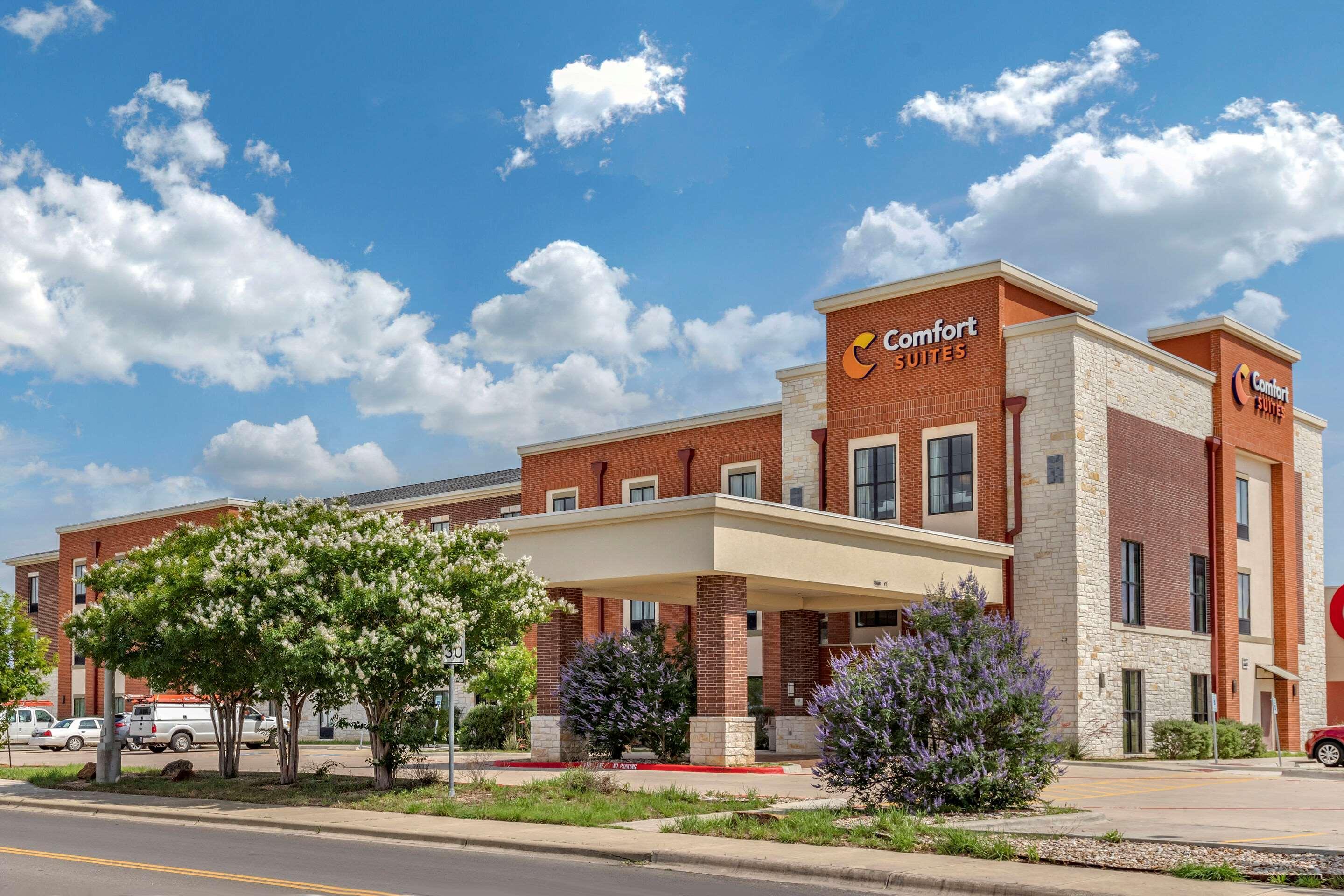 Comfort Suites Kyle Exterior photo
